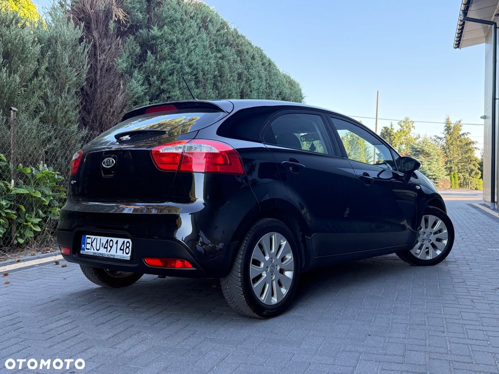 Kia Rio 1.2 Attract - 8