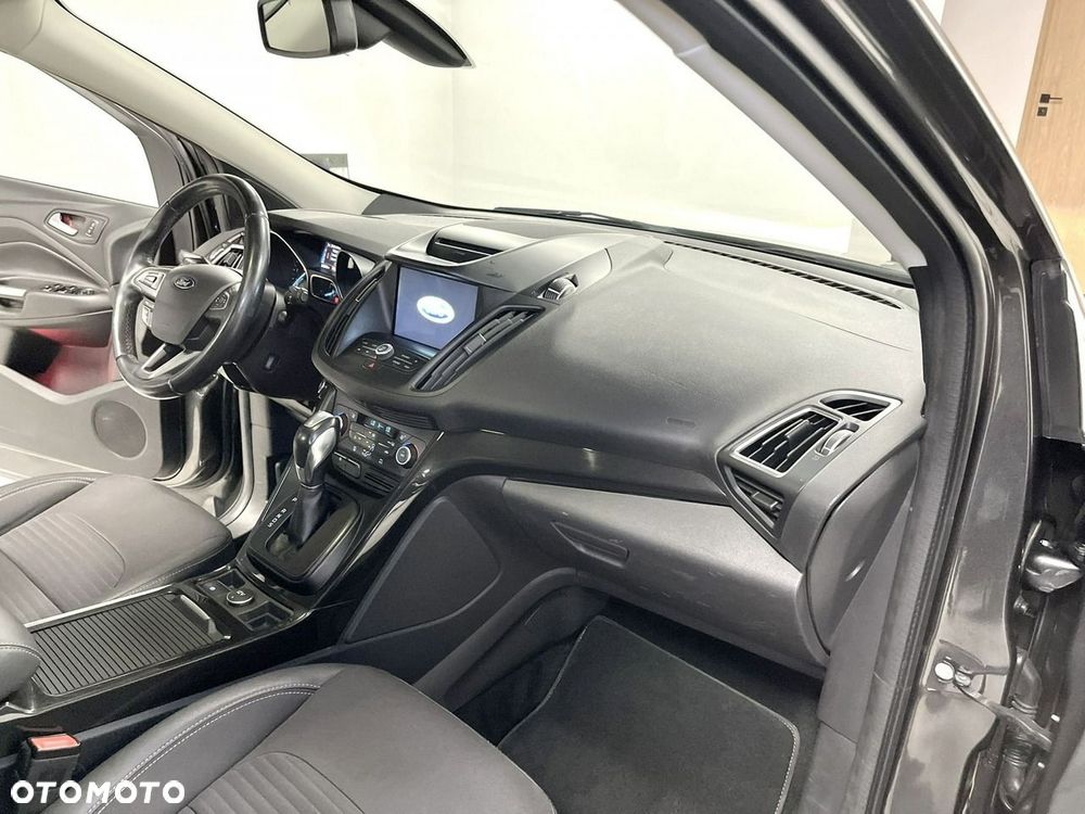 Ford Kuga 2.0 TDCi 4x4 Individual - 41