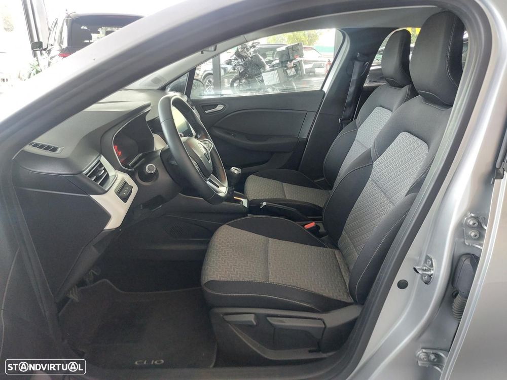 Renault Clio 1.0 TCe Techno - 12