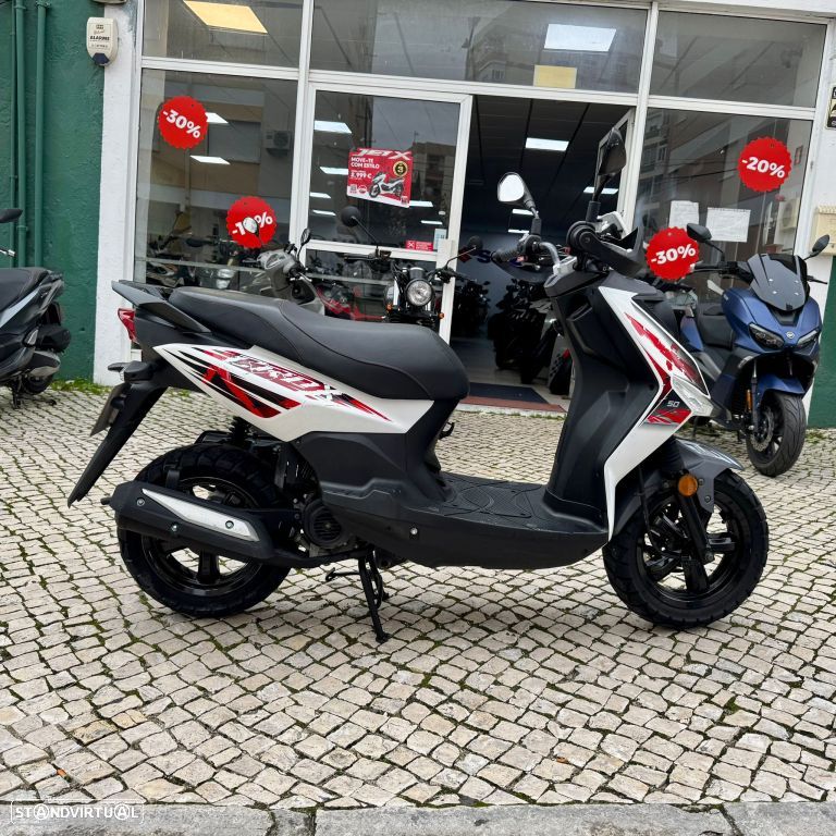 Sym FIDDLE CROX 50 - 17