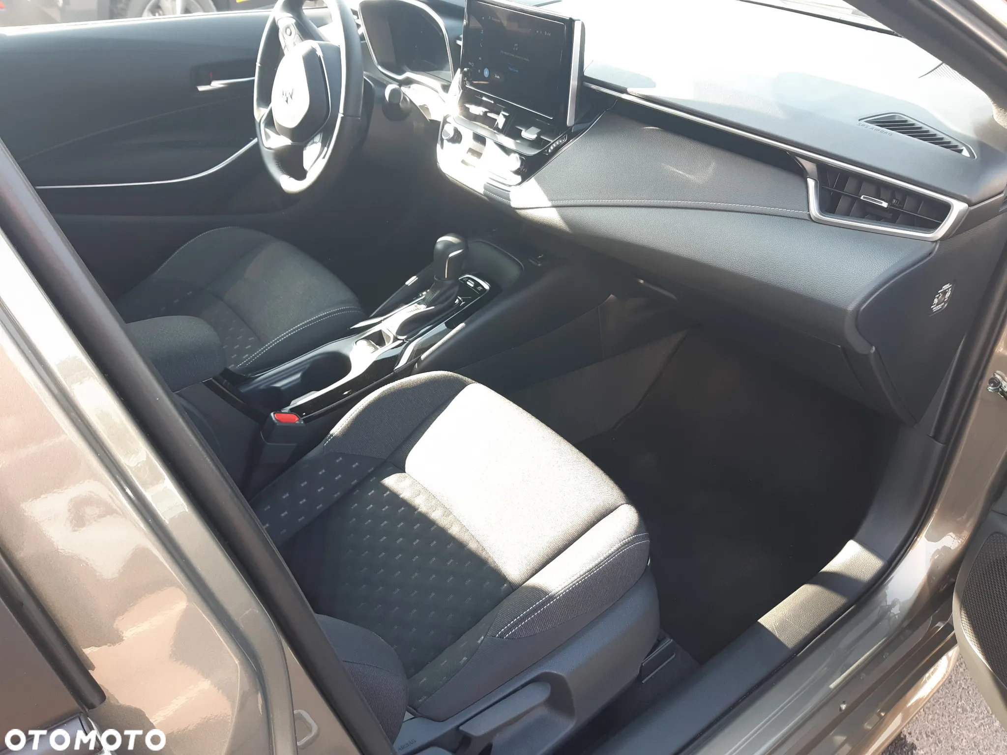 Suzuki Swace 1.8 Hybrid Premium Plus CVT - 9
