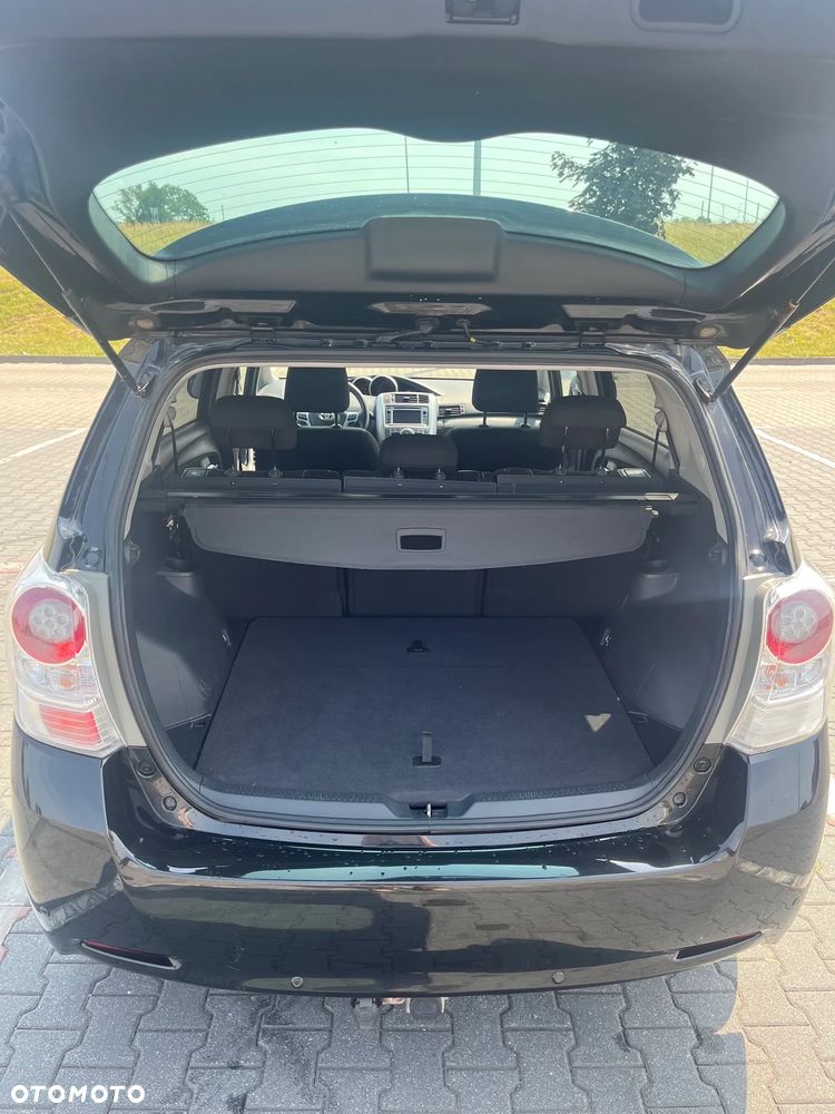 Toyota Verso 1.8 Prestige EU5 - 7