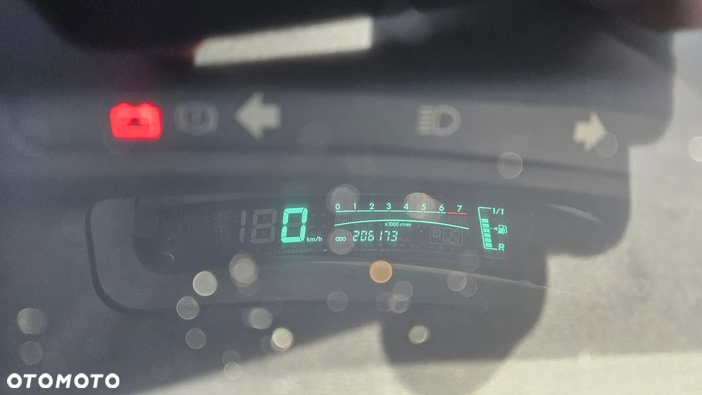 Toyota Yaris 1.3 Luna A/C - 6