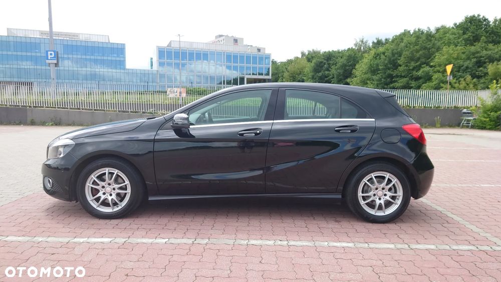Mercedes-Benz Klasa A 180 (BlueEFFICIENCY) - 3