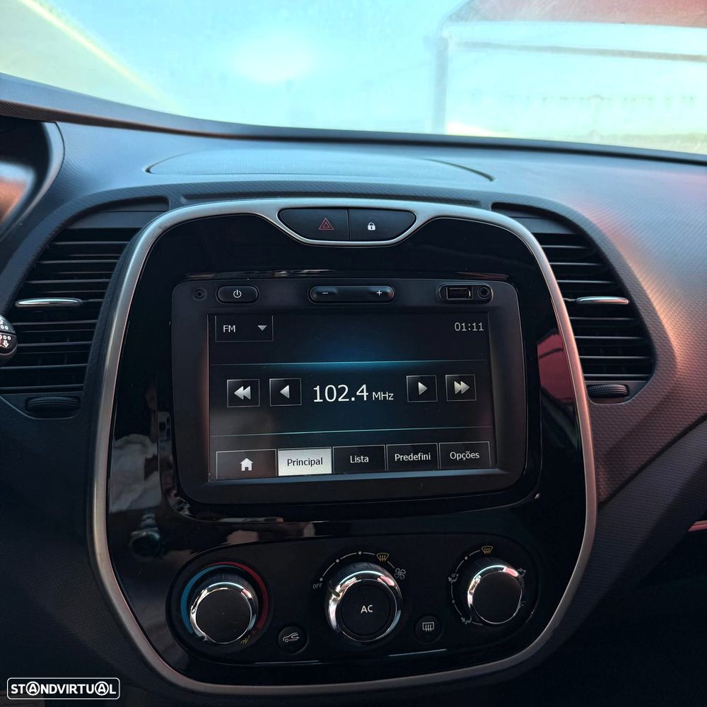 Renault Captur 0.9 TCE Exclusive - 6