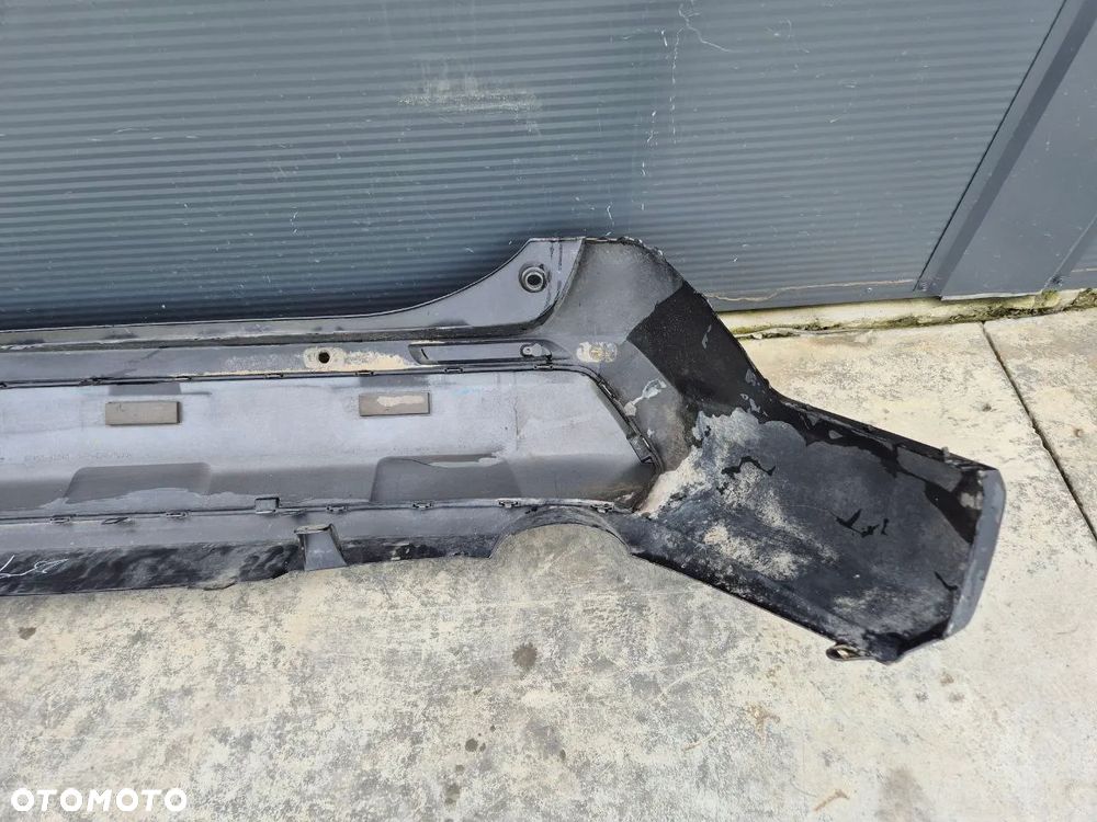 ZDERZAK TYŁ TOYOTA RAV 4 V - 10