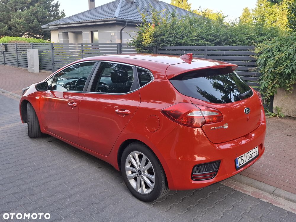 Kia Ceed 1.6 CRDi L - 17