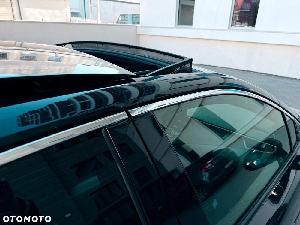 Toyota Corolla 2.0 Hybrid Executive - 7