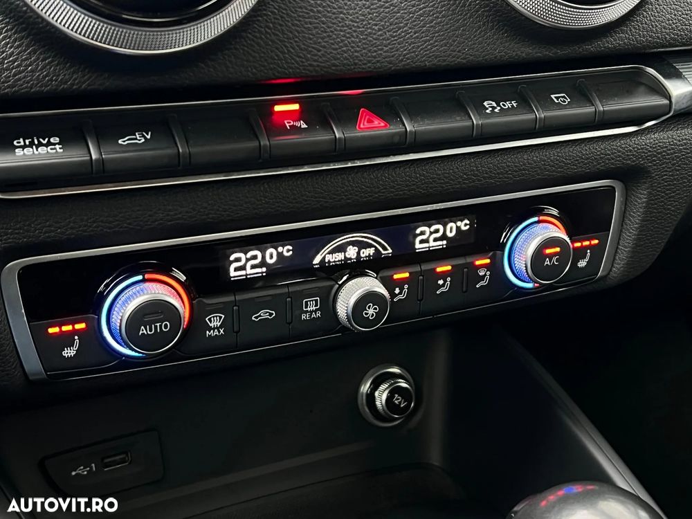 Audi A3 40 e-tron Sportback S tronic sport - 25