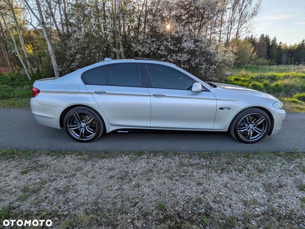 BMW Seria 5 530d xDrive - 3
