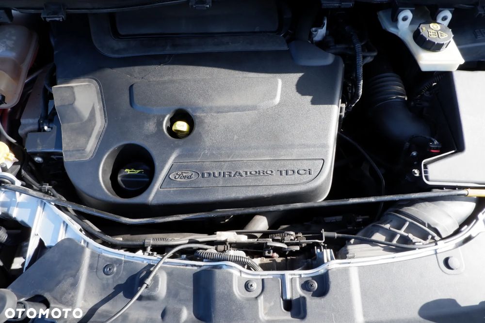 Ford Kuga 2.0 TDCi 4WD Titanium - 37