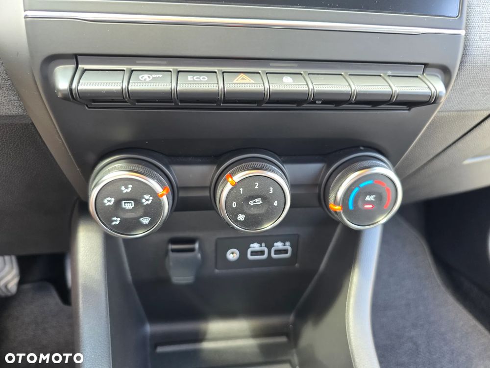 Renault Clio - 30