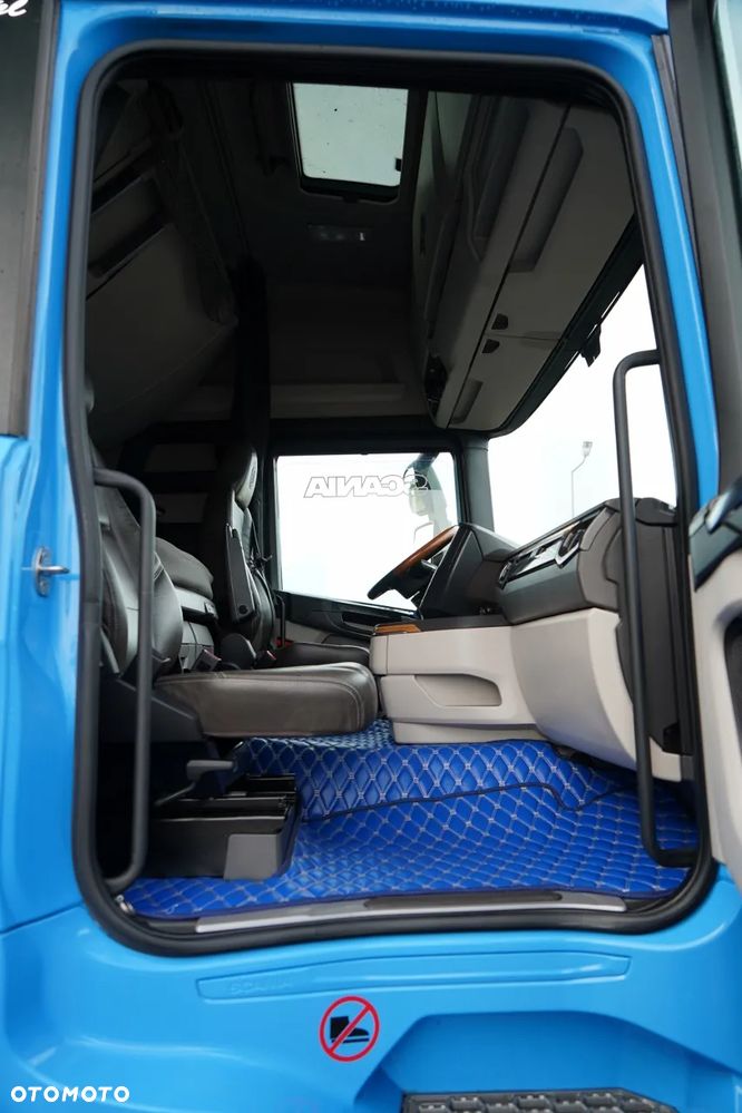 Scania R 450 / MEGA / LOW DECK / RETARDER / KLIMA POSTOJOWA / SKÓRY / EURO 6 - 36