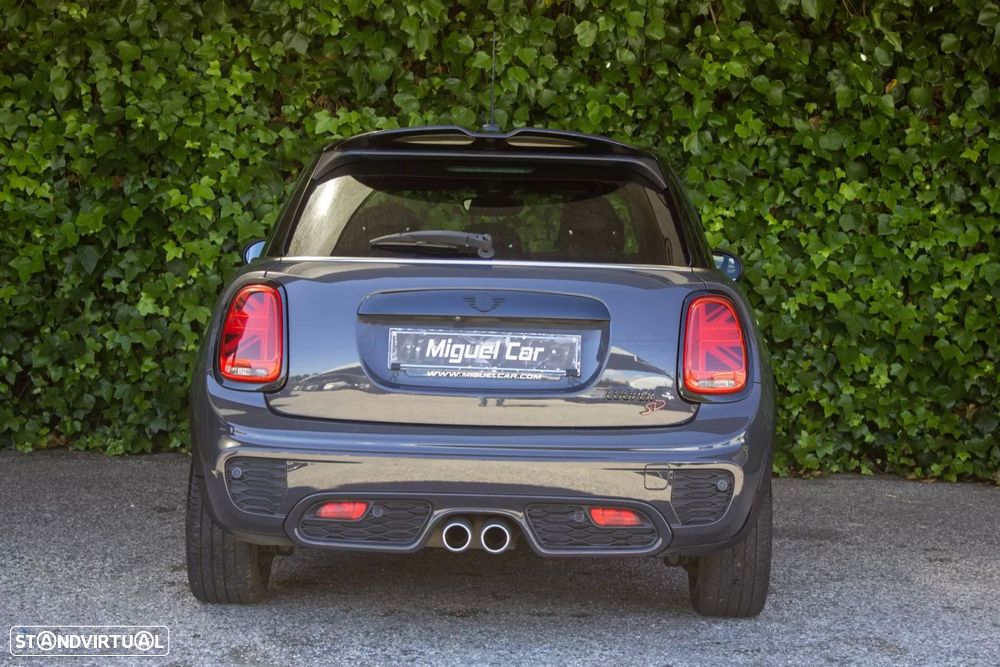 MINI 5 Portas Cooper SD Auto Desportiva - 10