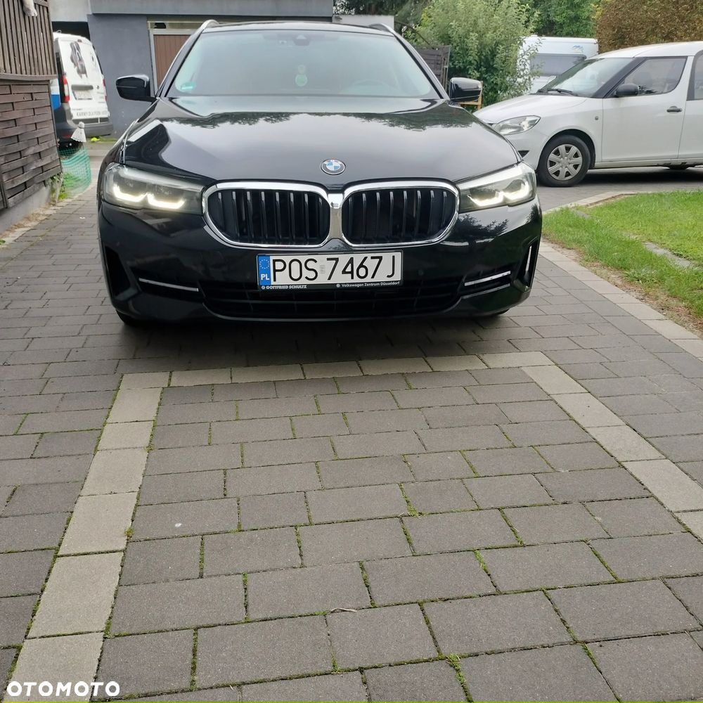 BMW Seria 5 2020 photo 4