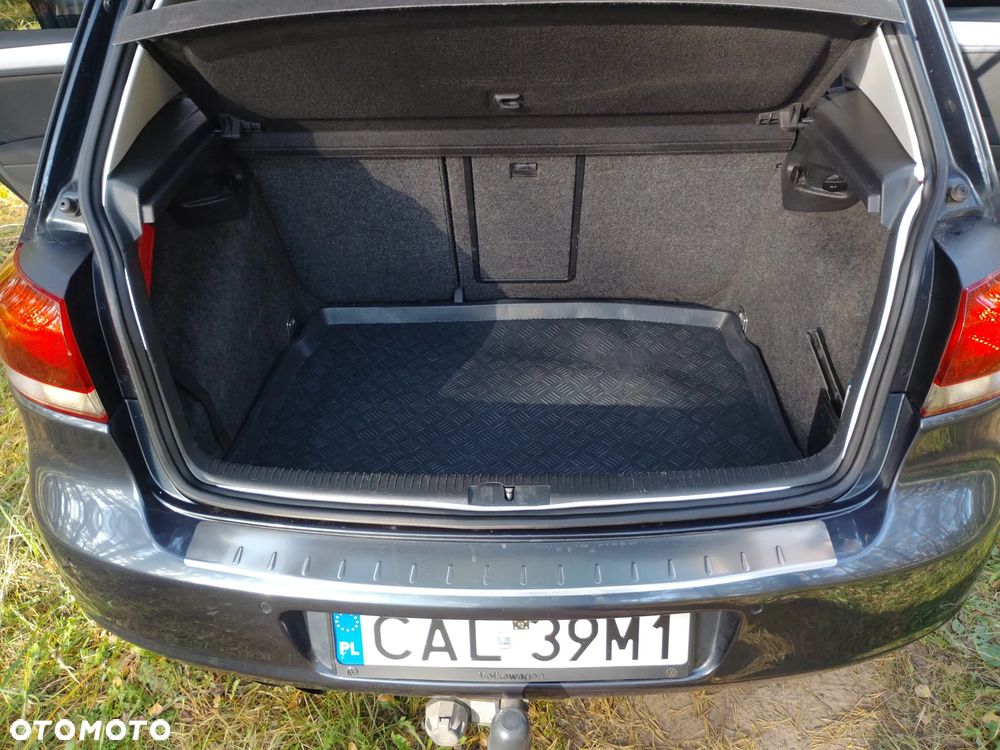 Volkswagen Golf - 5
