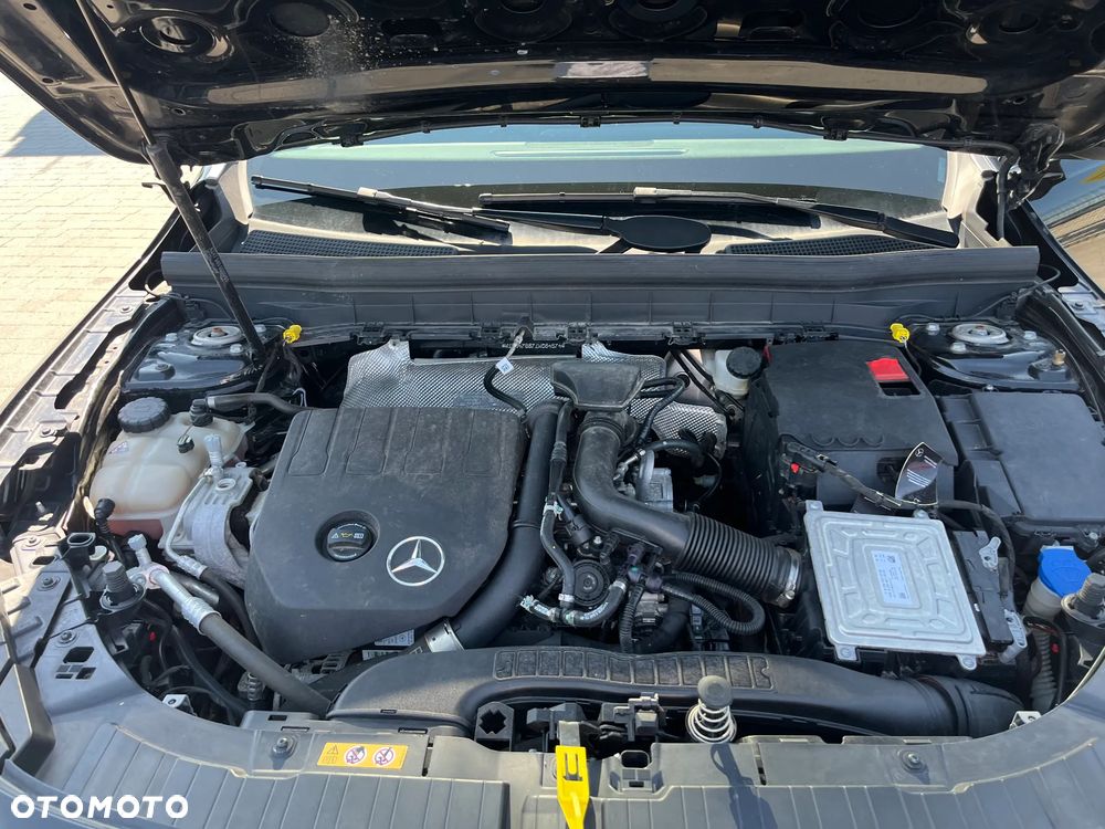 Mercedes-Benz GLB 200 Edition 1 7G-DCT - 36