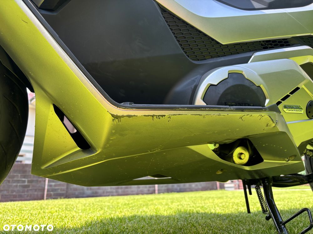 Honda NSS - 13