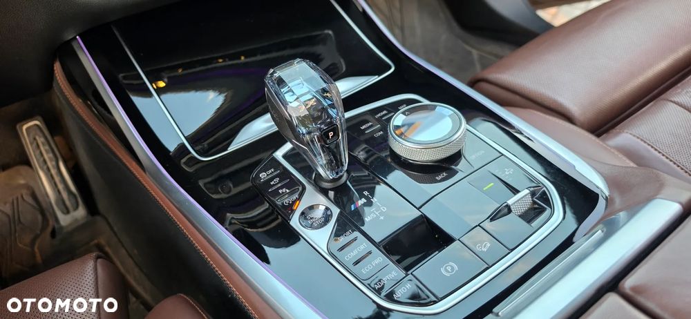 BMW X7 - 15
