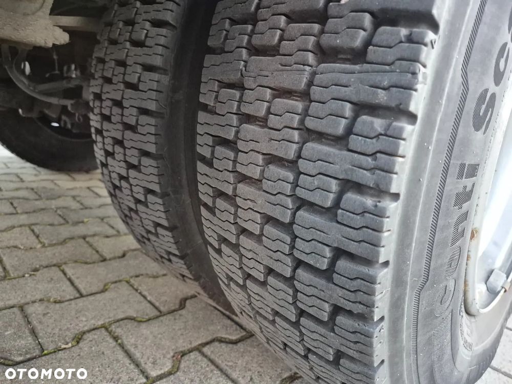 Volvo FL 240 4X2 / 18 EP / CHŁODNIA / SKAB / MITSUBISHI / 2 KOMORY / MOŻLIWOŚĆ USUNIĘCIA ŚCIANEK / 1 WŁ / NIE PICOWANY / OKAZJA! / MODEL 2017 / EURO 6 - 17