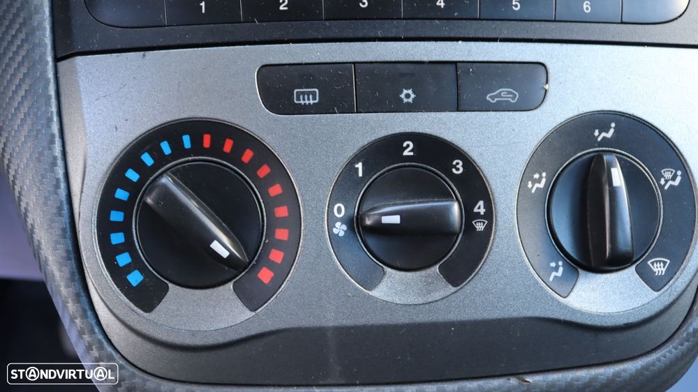 Fiat Grande Punto 1.3 M-Jet Free J15 - 33