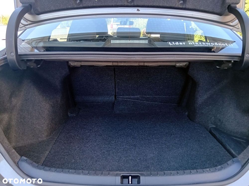 Toyota Corolla 1.33 Active - 8
