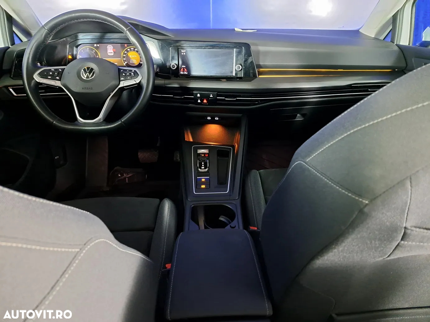 Volkswagen Golf - 14