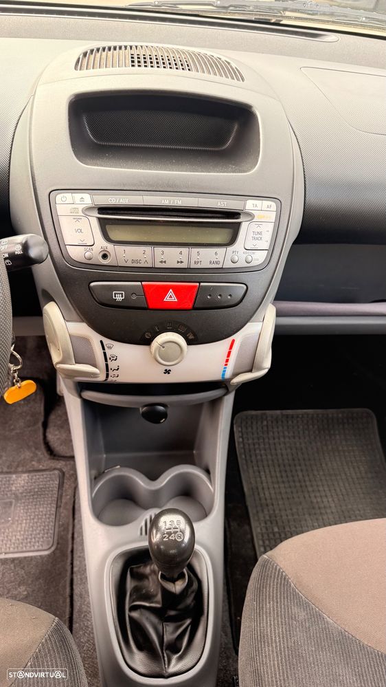 Citroën C1 1.0 X - 13