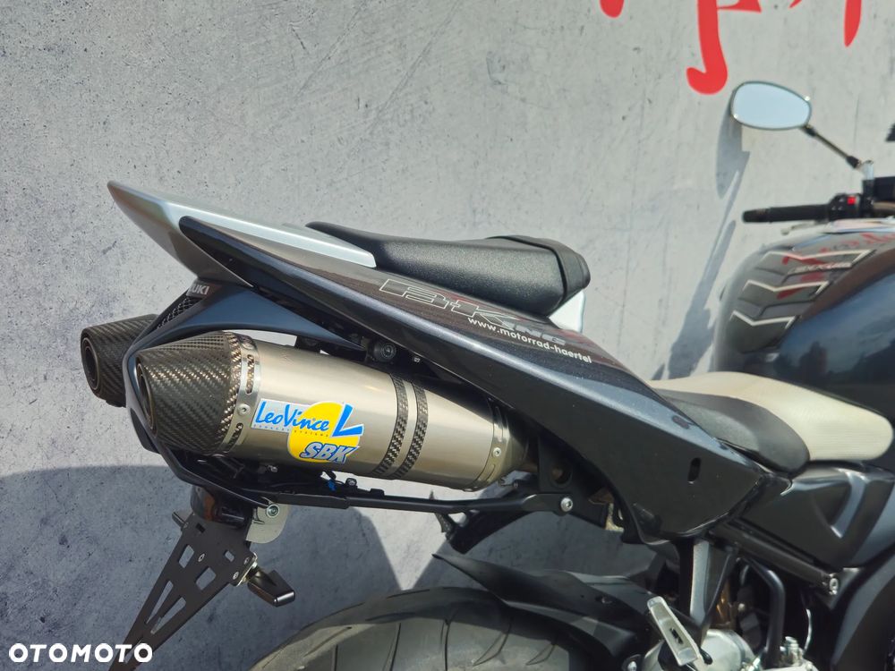 Suzuki GSX - 27