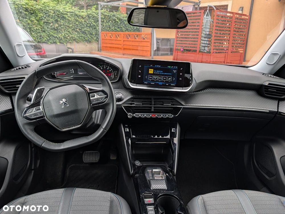 Peugeot 2008 1.2 PureTech Allure S&S EAT8 - 9