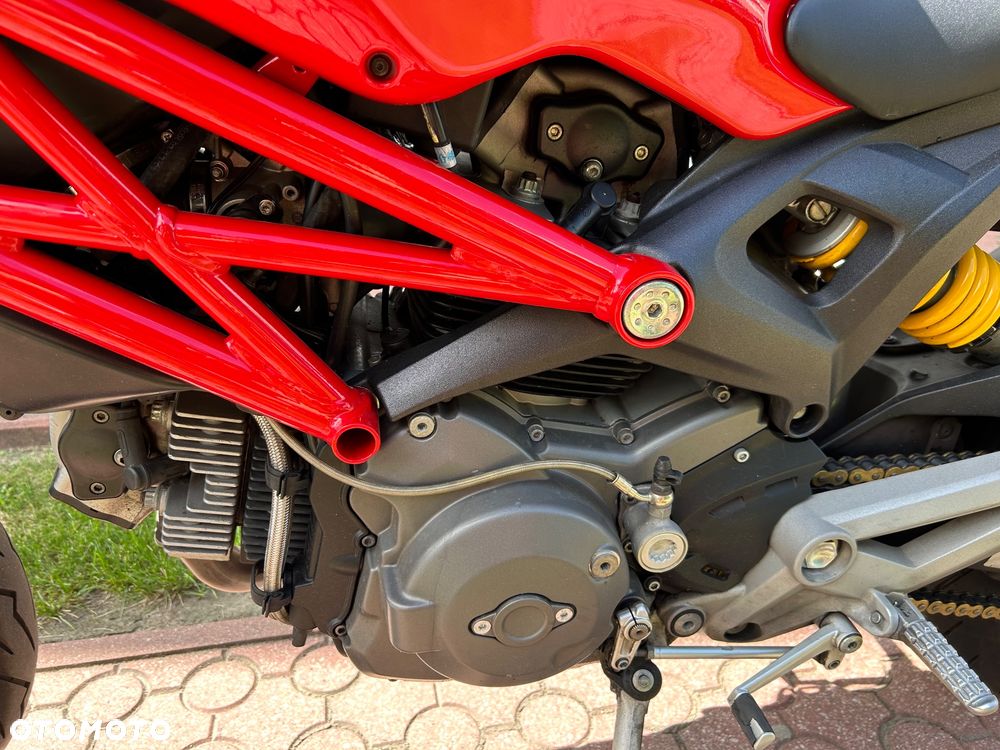 Ducati Monster - 9