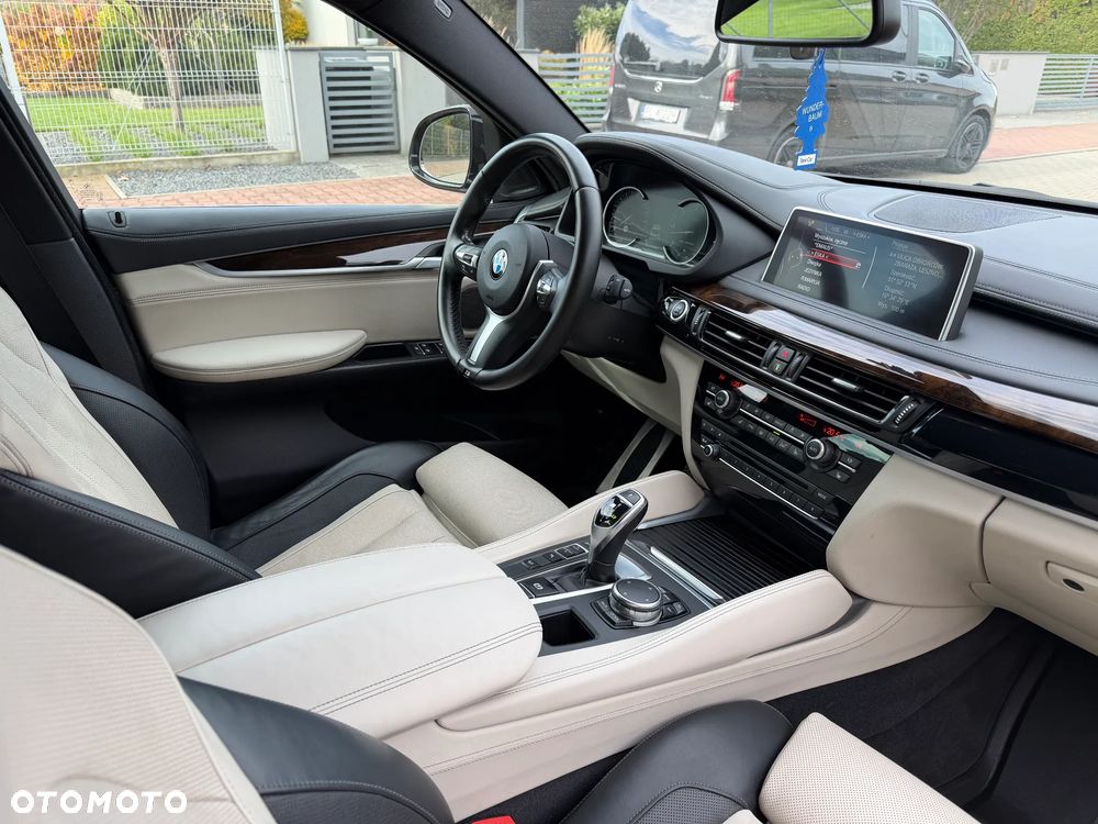 BMW X6 M50d - 30