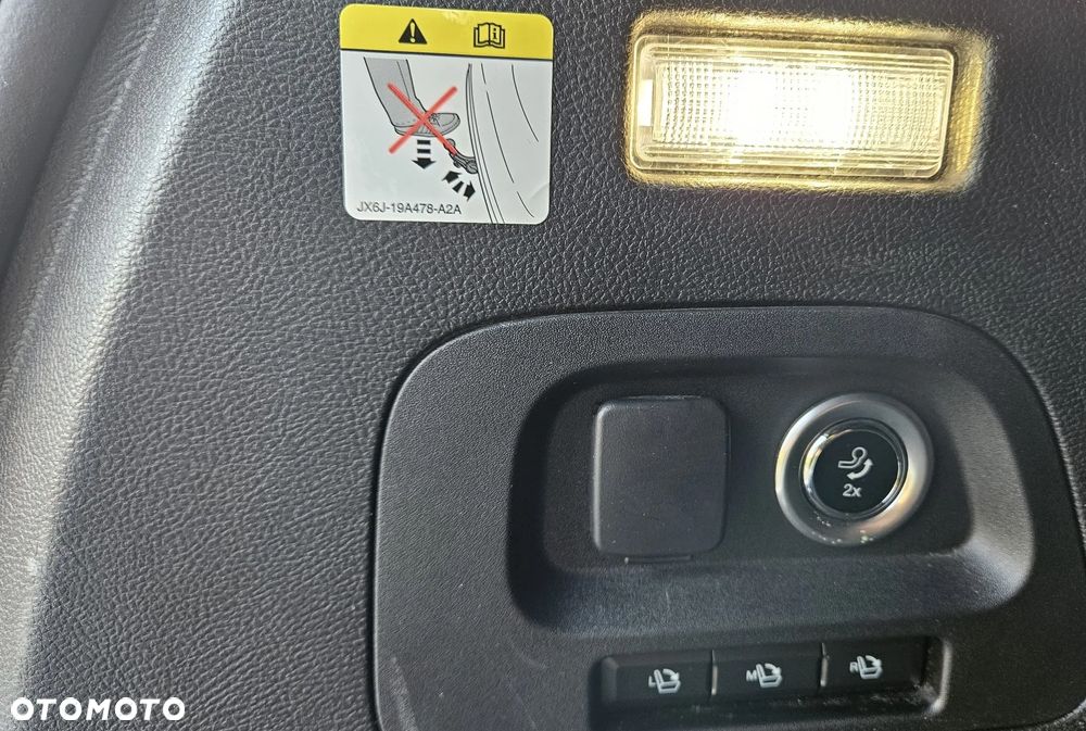 Ford S-Max 2.0 EcoBlue TITANIUM - 35