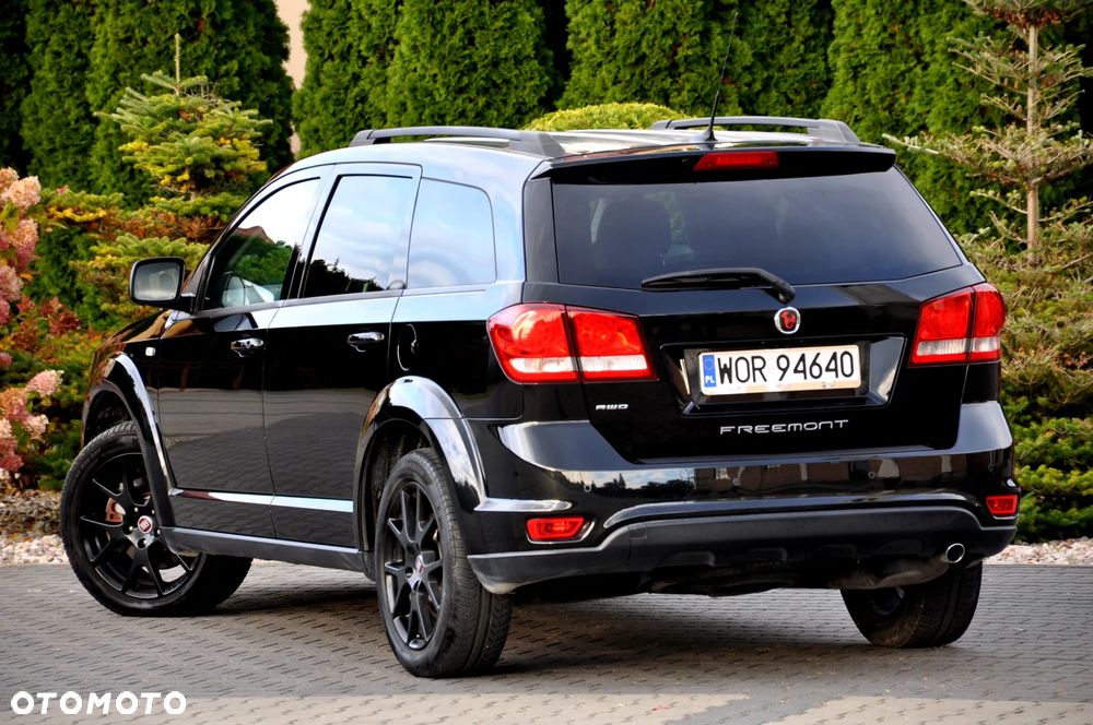 Fiat Freemont 2.0 Multijet 16V DPF Automatik Allrad Black Code - 17