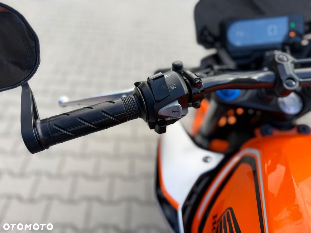 Honda CB - 28