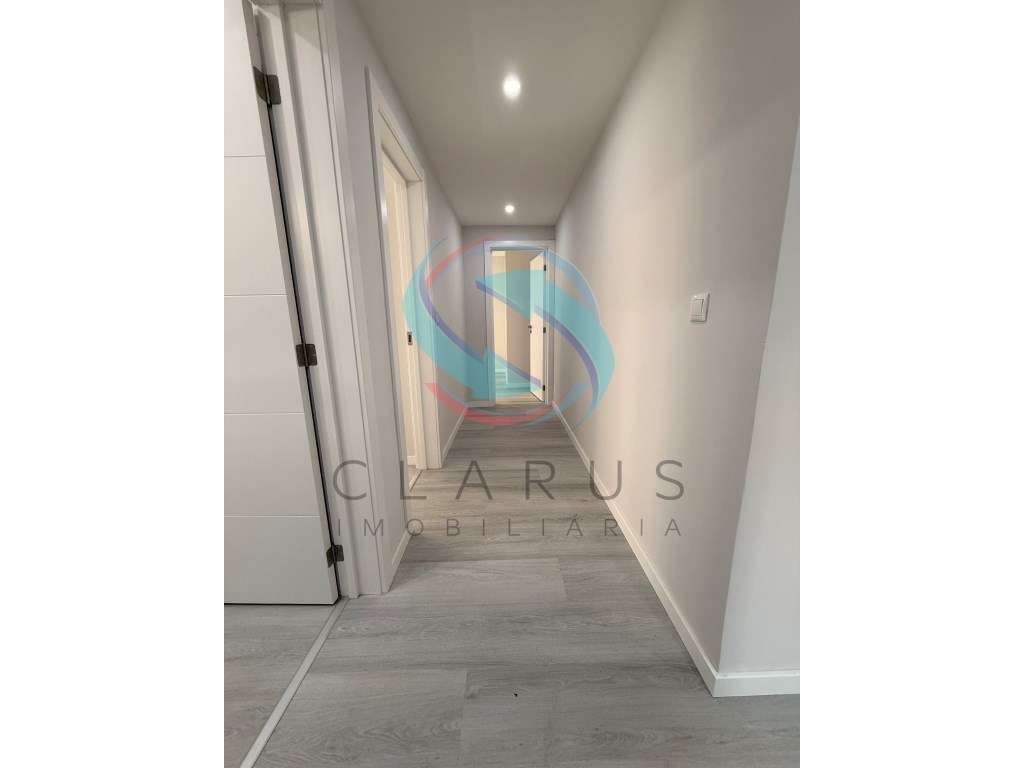 Apartamento T2 Corroios - Grande imagem: 4/12