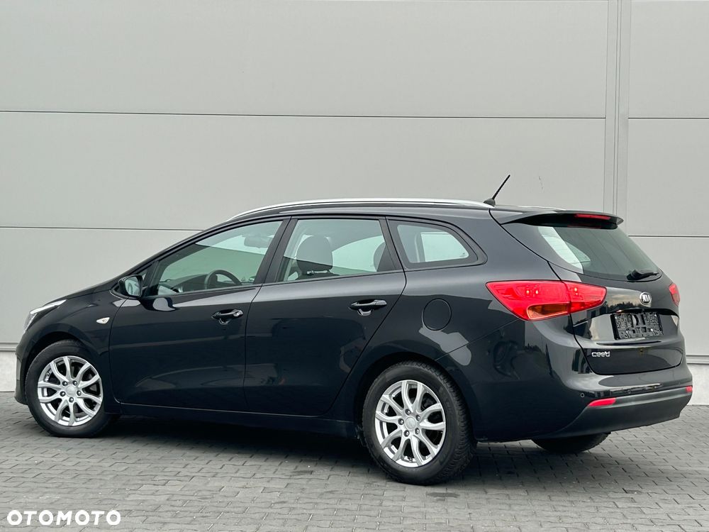 Kia Ceed 1.6 GDI L - 11