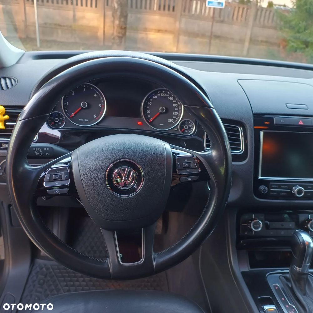 Volkswagen Touareg 3.0 V6 TDI BMT - 16