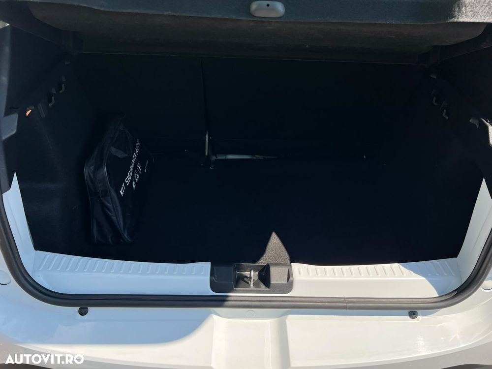 Dacia Sandero Stepway TCe 90 MT6 Comfort - 9