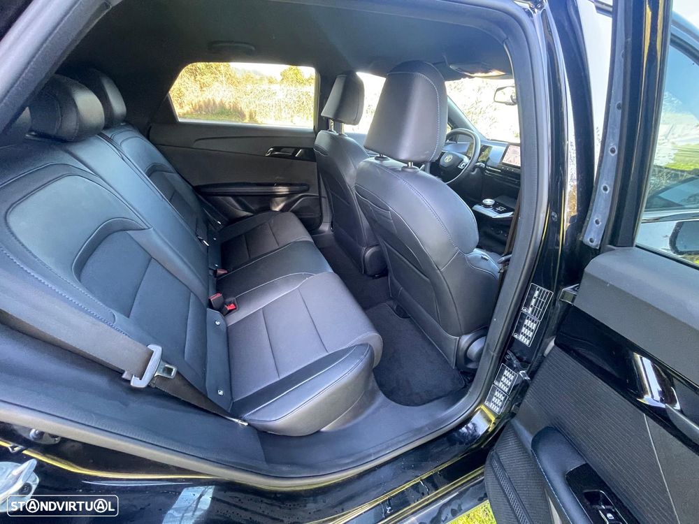 MG MG4 64 kWh Luxury - 26