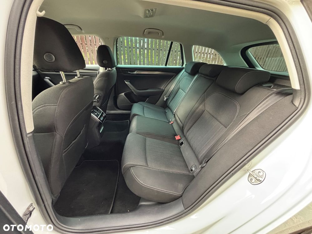 Skoda Superb 2.0 TSI Style DSG - 20