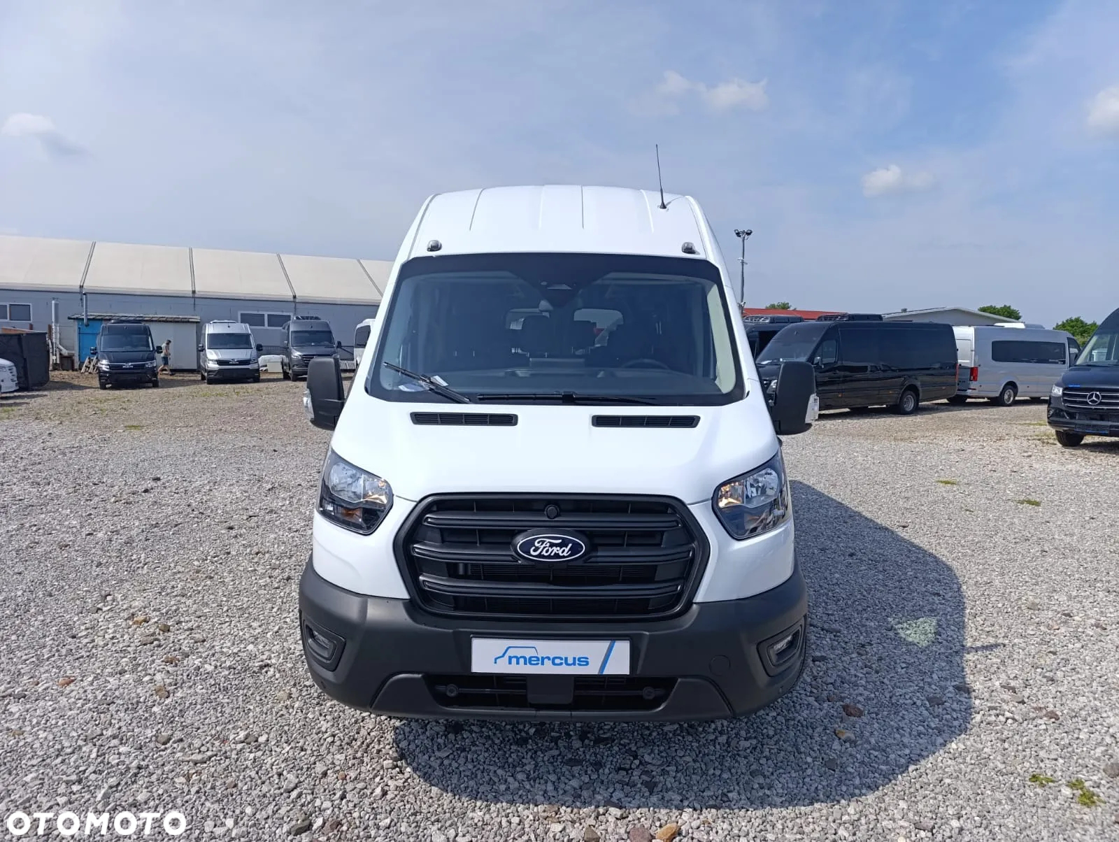 Ford Transit - 13