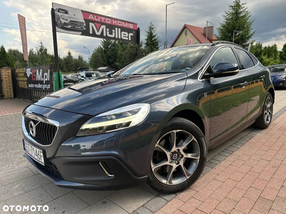 Volvo V40 Cross Country D2 Drive-E Ocean Race - 1
