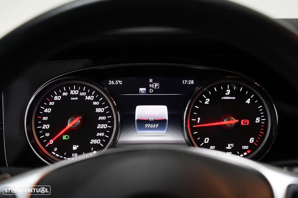 Mercedes-Benz E 220 d AMG Line - 9