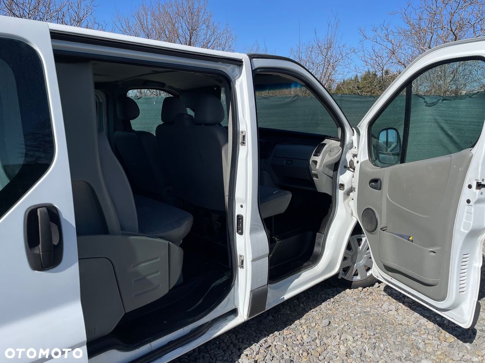 Renault Trafic - 1