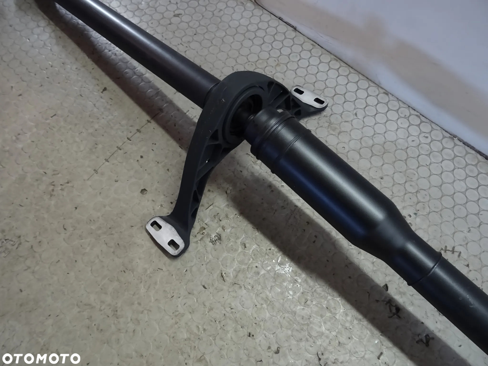 8V0521101C Wal napedowy kardana Audi A3 8V RS3 2.5 DNW czesci - 2