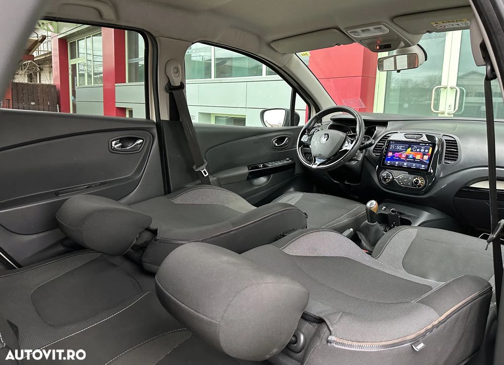 Renault Captur - 12