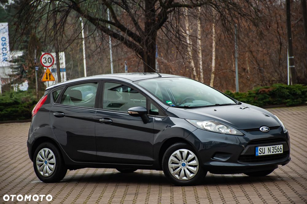 Ford Fiesta 1.4 Champions Edition - 2