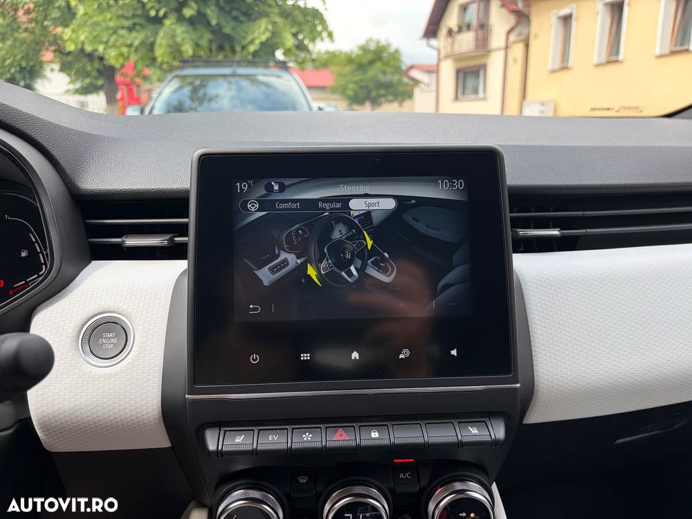 Renault Clio V full hybrid 145 Techno - 11