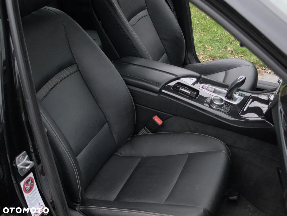 BMW Seria 5 520d Luxury Line - 16